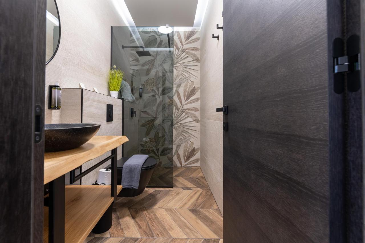 ספליט West Coast Deluxe Rooms מראה חיצוני תמונה