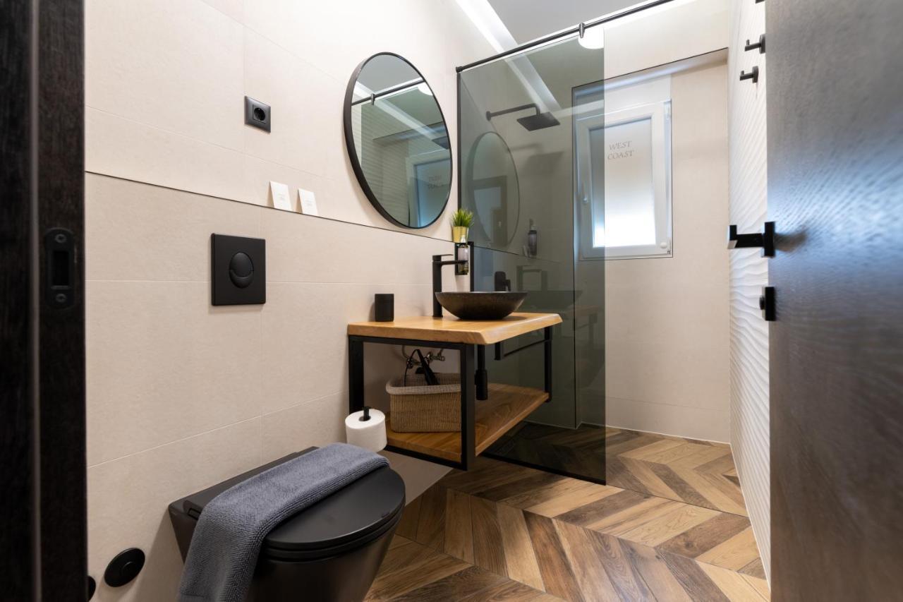 ספליט West Coast Deluxe Rooms מראה חיצוני תמונה