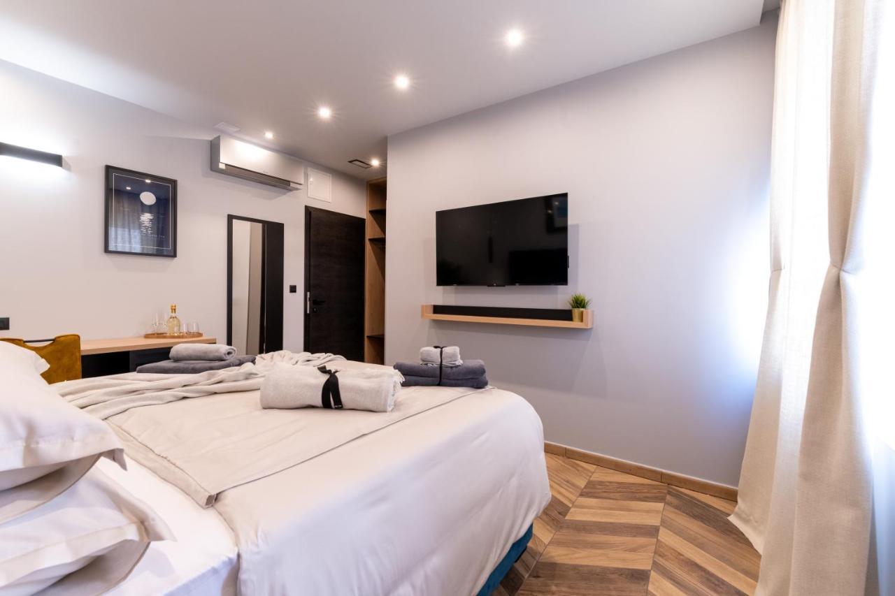 ספליט West Coast Deluxe Rooms מראה חיצוני תמונה