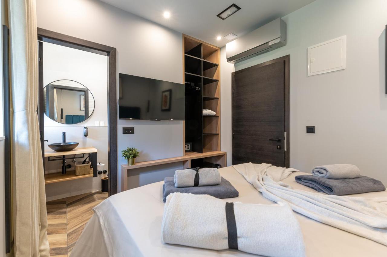 ספליט West Coast Deluxe Rooms מראה חיצוני תמונה